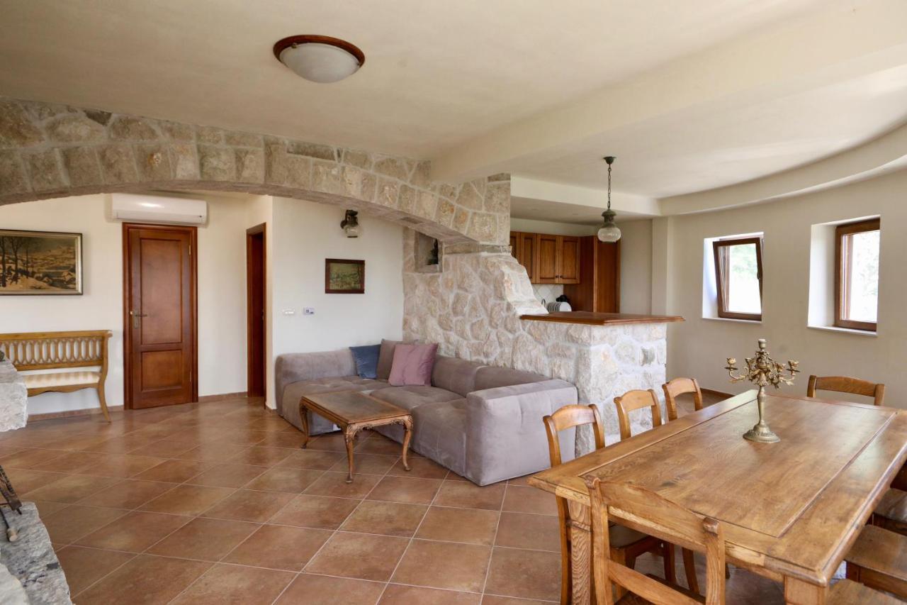 Mountains Villa Near Будва Экстерьер фото